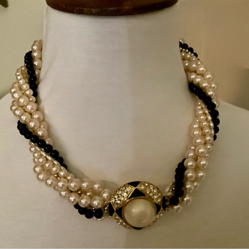 Elegant Faux Pearl Sparkly Stone and Black Beaded Necklace Retro Torsade